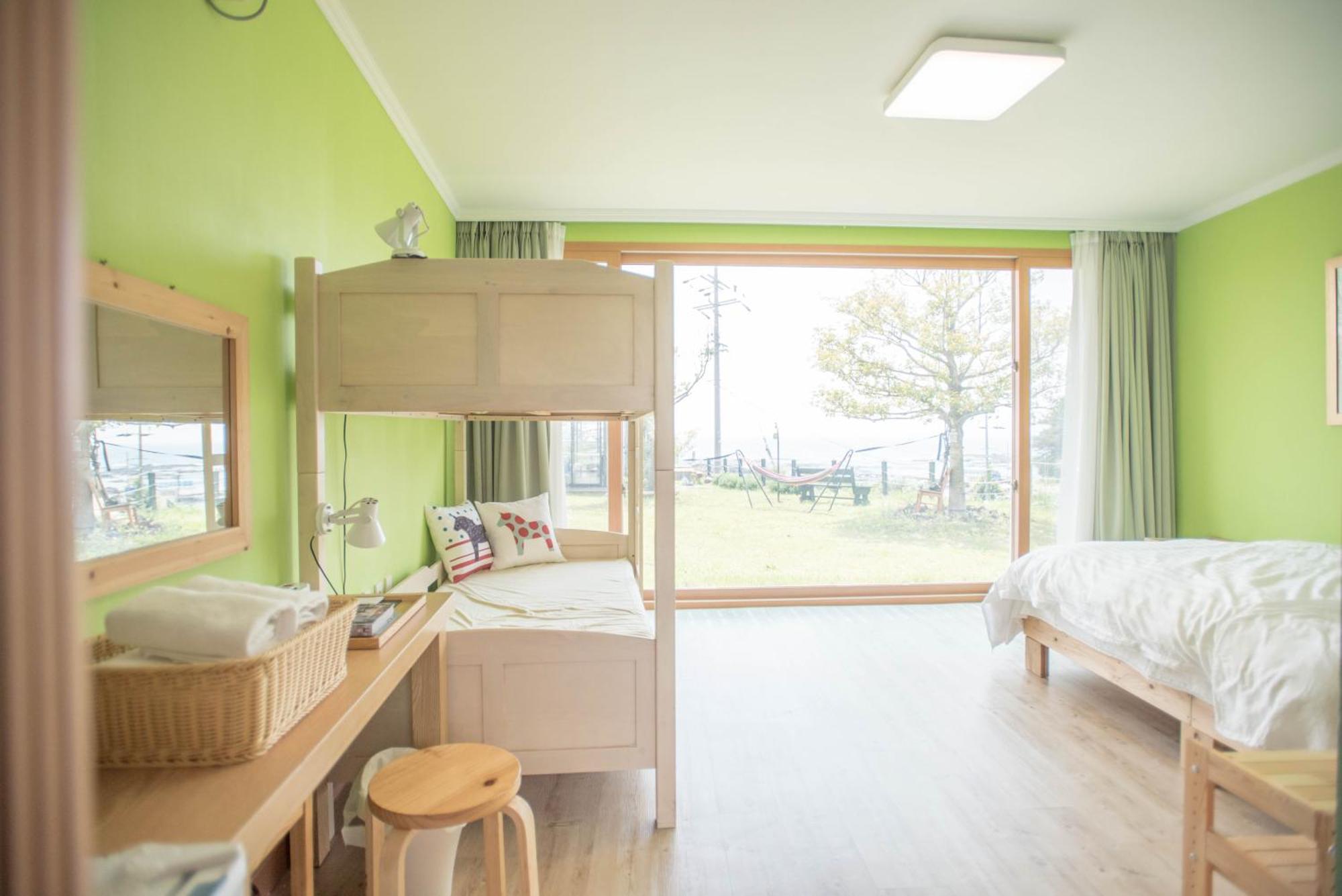Jeju Doldam B&B Seogwipo Room photo